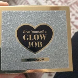 Too faced radiance boosting glitter face mask